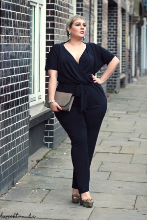 Summer Outfits ideas for curvy shapes 2022