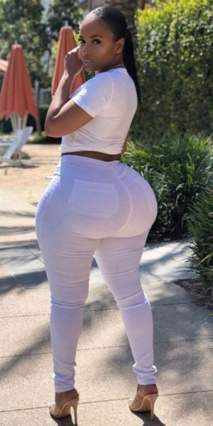 Curvy black women, women pin on ass big beautiful woman, active pants, curvy girl | Trousers, sportswear, active pants Outfit Ideas