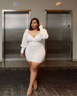 White Cocktail Dress Mini Pencil And Straight Bodycon Dress, Plus Size Concert Outfit Trends, Plus Size Girls In Dresses