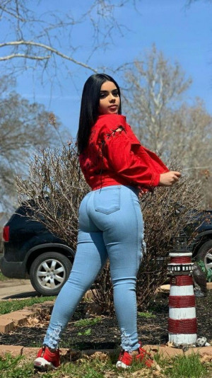 Light Blue Jeans, Black Girls In Tight Jeans Fashion Tips With Red Jacket, Tqstacey Instagram