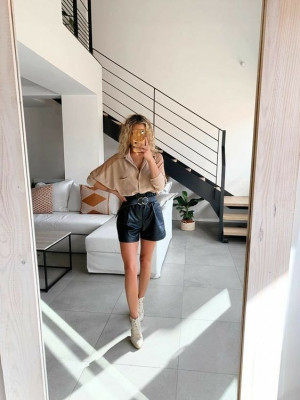 Leather shorts outfit 2022, outfit inspo with shorts | Shirt, shorts, leather, trousers Outfit Ideas