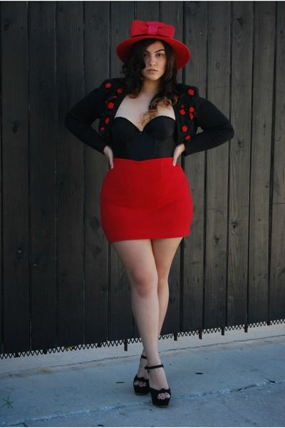 Red Skirt, Plus Size Concert Outfit Designs Black Jacket, Plus Size Woman With Hip Dips | Nadia aboulhosn, plus-size model, plus-size clothing