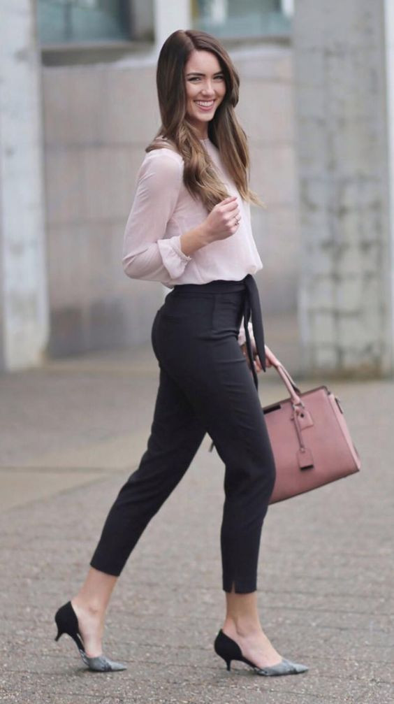 Black Suit Trouser, Classy Business Attires Ideas With Pink Top, Work Fashion | Casual wear, women's dress