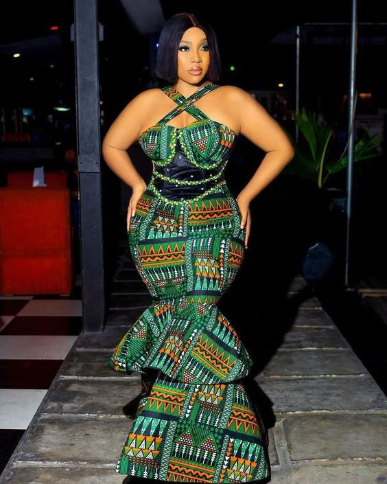 African wear fashions for ladies | Modern Lobola dress