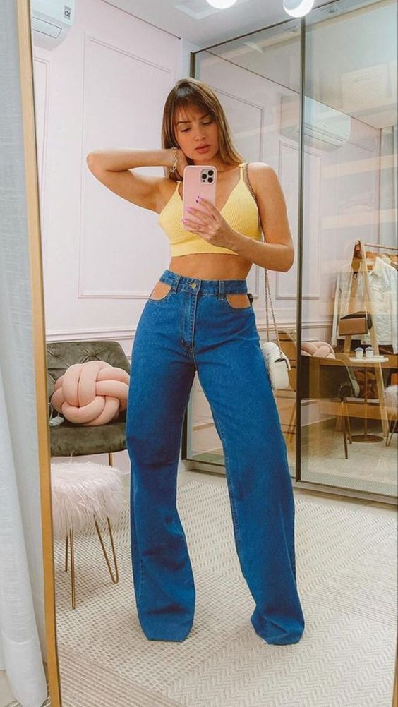 High Rise Mom Jeans, Jeans Outfit Ideas Fashion Outfits With Yellow Top, Jeans | Jeans m, mom jeans, electric blue, calÇa jeans boot, jeans baggy jeans