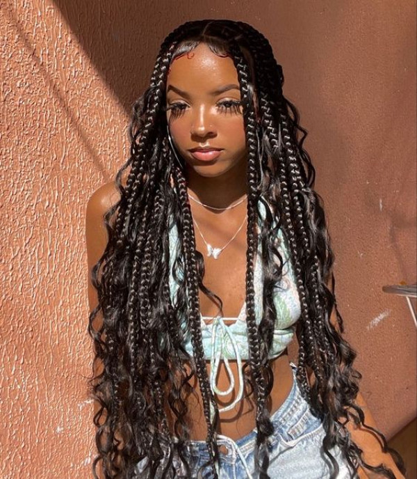 Sun-Kissed Twists with Braids and Waves in Lustrous Honey Tones