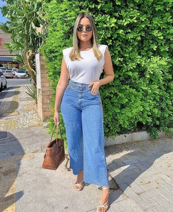 Light Blue High Waisted Mom Jeans Outfit Ideas Fashion Tips With White Top, Jeans | Palazzo pants, jeans palazzo