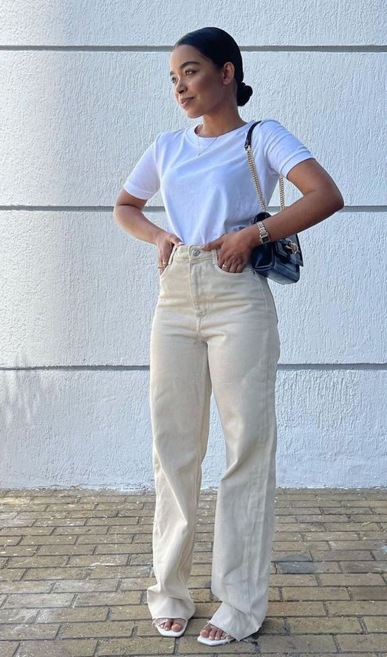 Beige High Rise Mom Jeans Outfit Ideas With White Top | Amar t-shirt