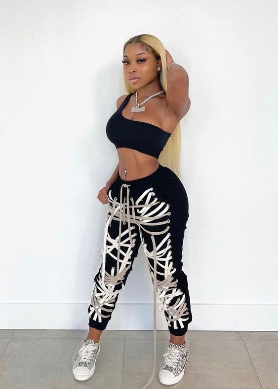 Sportswear Legging, Baddie Concert Outfit Trends With Black Crop Top | Active pants