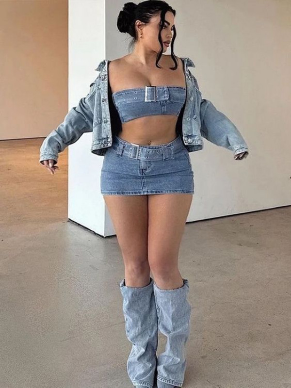 Rocking the blue jean look, she's a true denim baby, with sky-high boots to complete the style