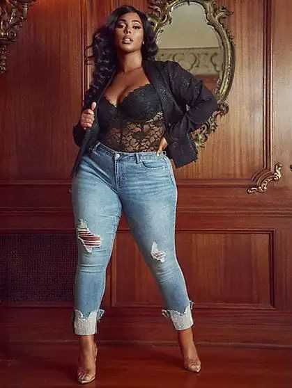 Plus Size Concert Outfit Trends Light Blue Jeans, Sexy Denim Outfit Plus Size | Fashion design, women's clothing, plus-size clothing, african print long dress