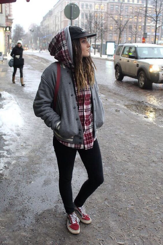 Tomboy Fashion Tips With Grey Bomber Jacket, Tomboy Winter Outfits | Casual wear, winter clothing