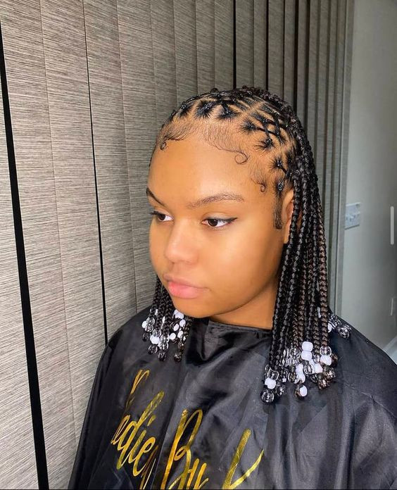 Rubber bands criss cross knotless braids