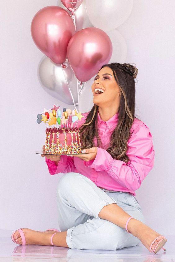 Birthday Outfit Trends With Pink Top, a guide to choosing the right style for a birthday party