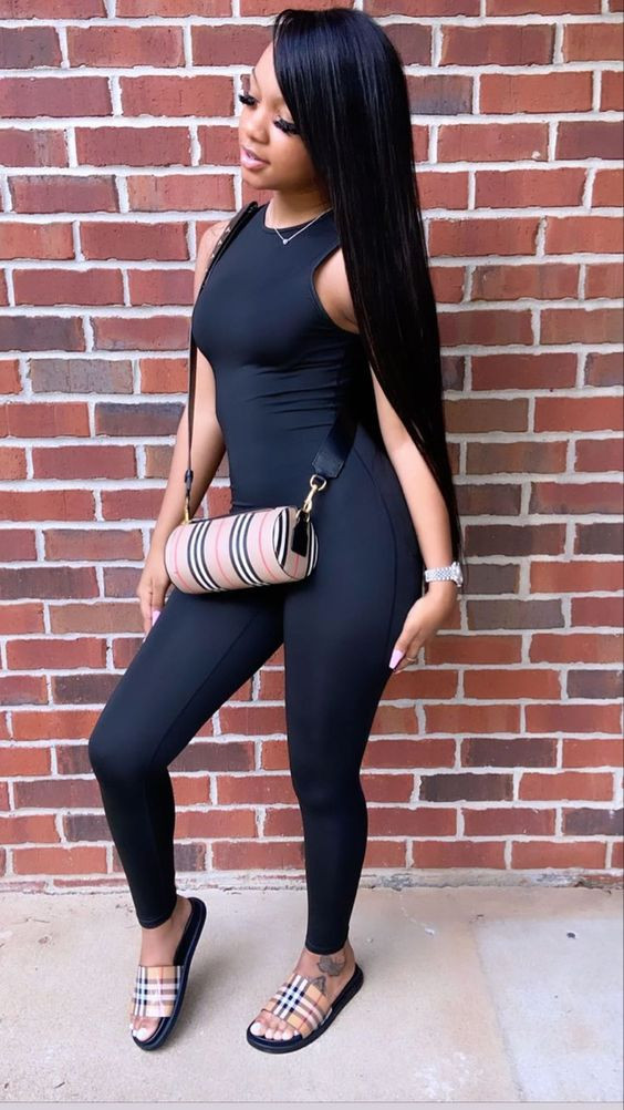 Baddie Birthday Attires Ideas With Black Sportswear Legging