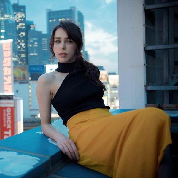 Stefanie Joosten's Beautiful Aura Shines as Bright as the City Behind!