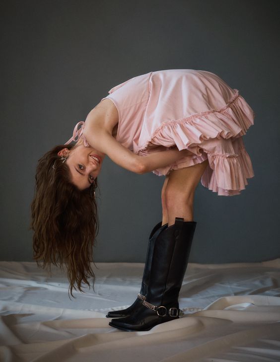 Natalia Dyer Sexy