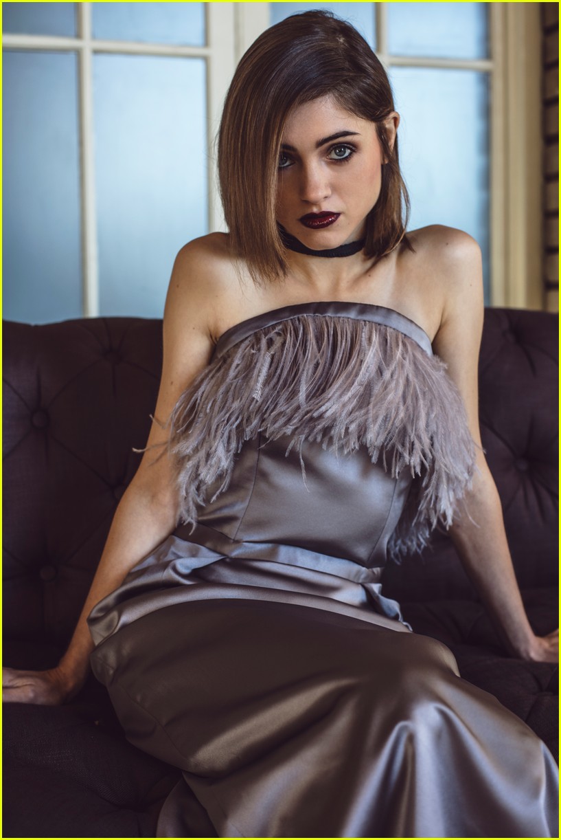 Natalia Dyer hot